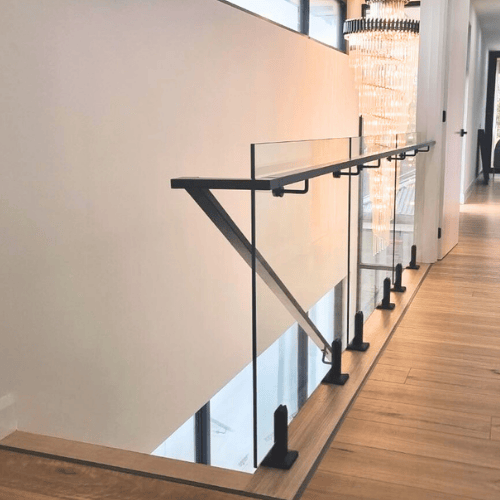 Glass Balustrades: KMO
